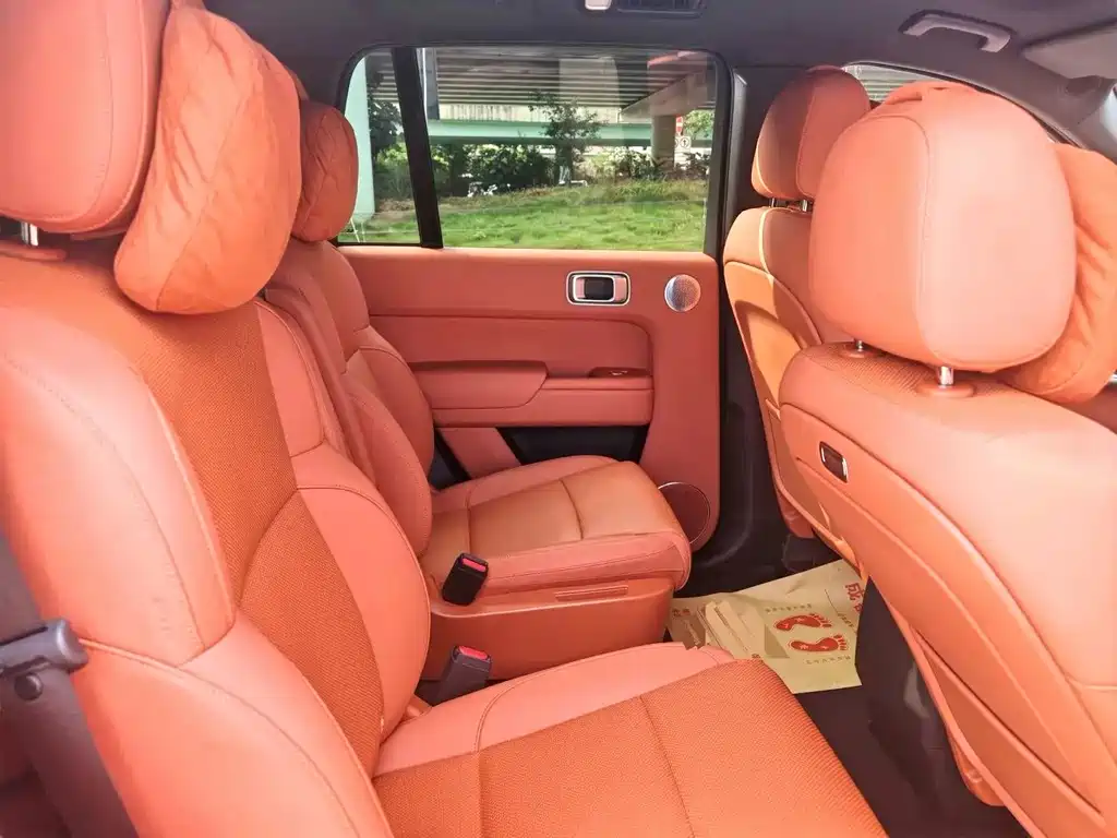 Li Auto Li L8 — миниатюра 8