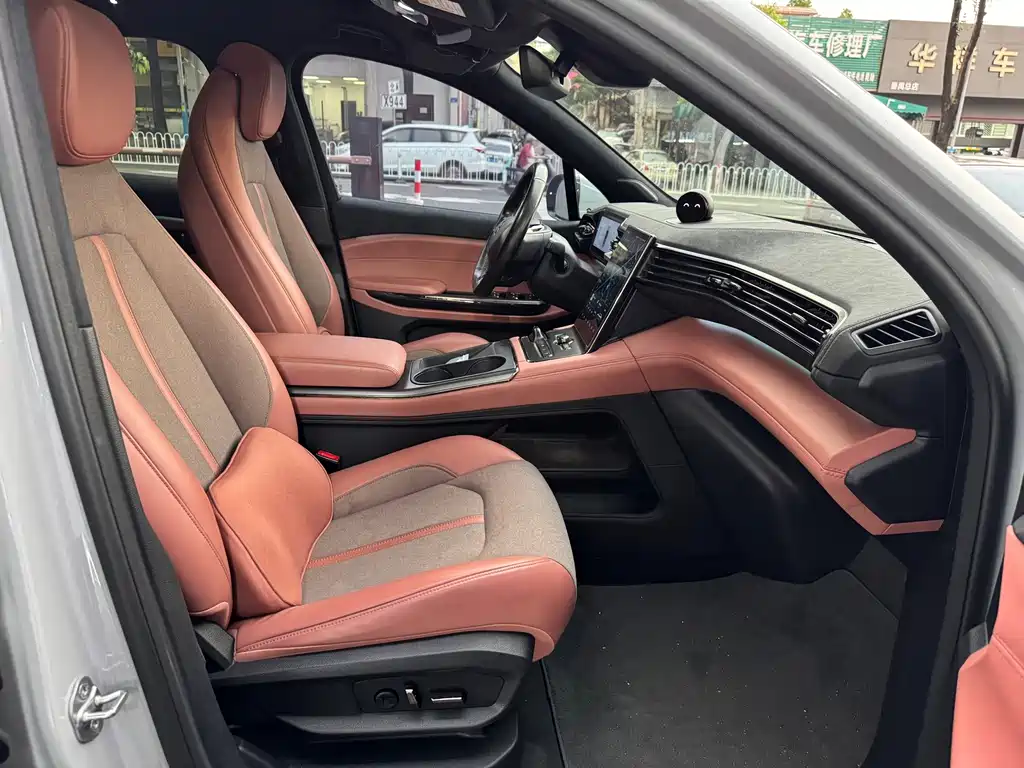 NIO EC6 — миниатюра 12