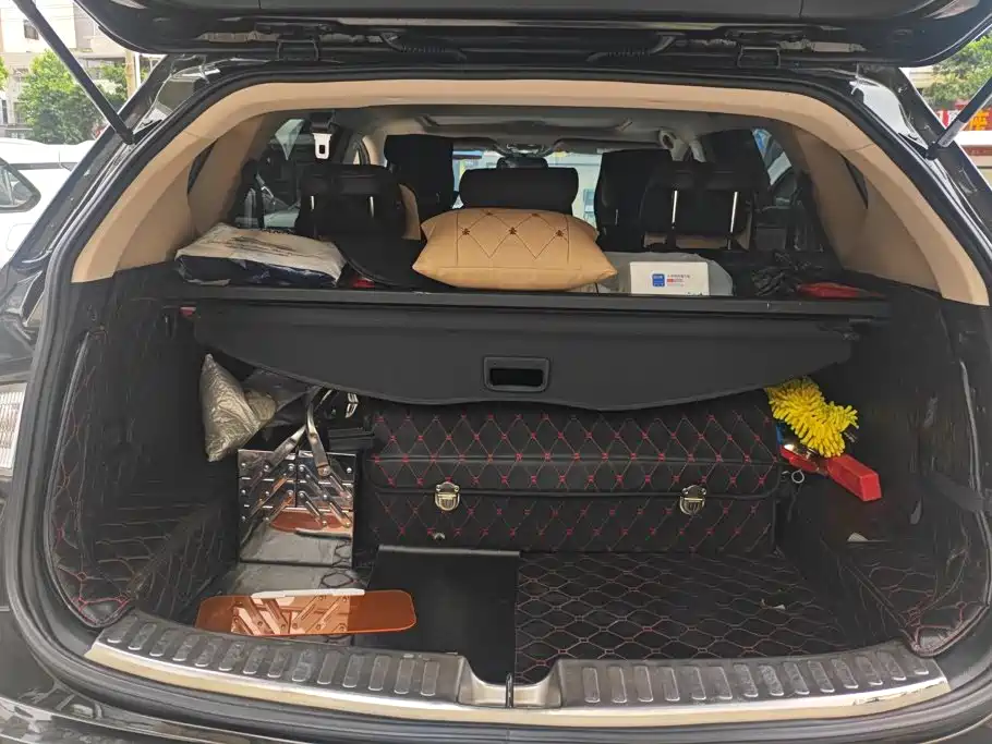 Baojun 560 2015 1.8L MT Luxury