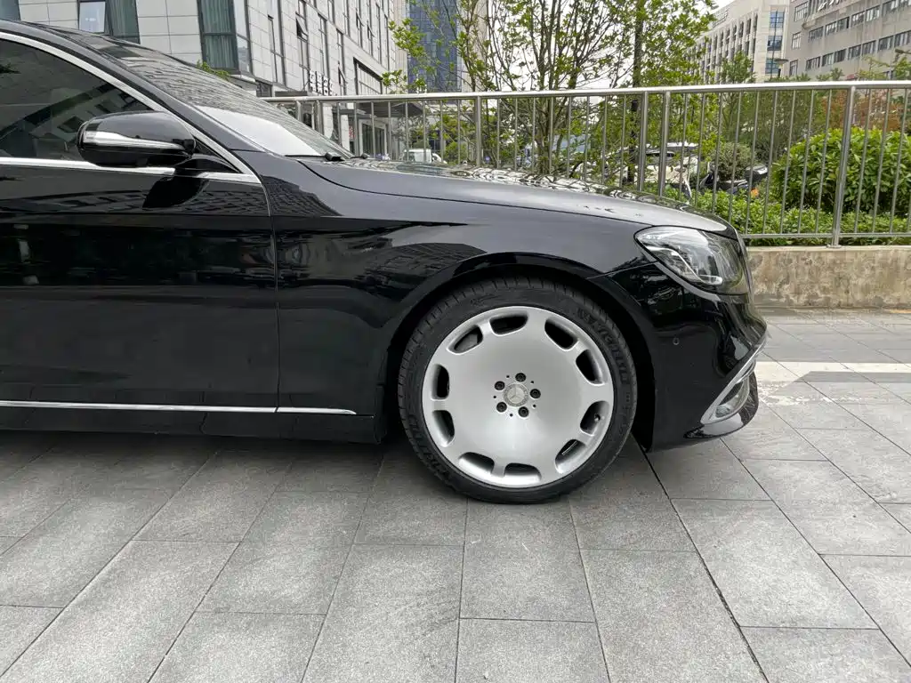 Mercedes-Benz S-Class — миниатюра 25