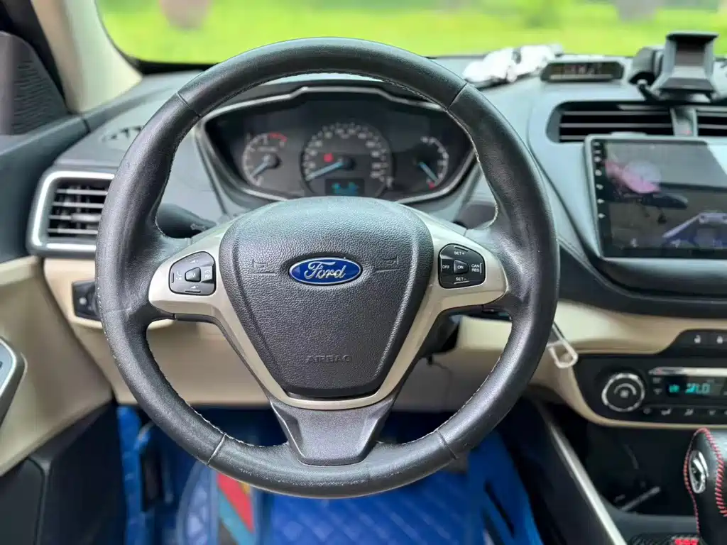 Ford Escort — миниатюра 8