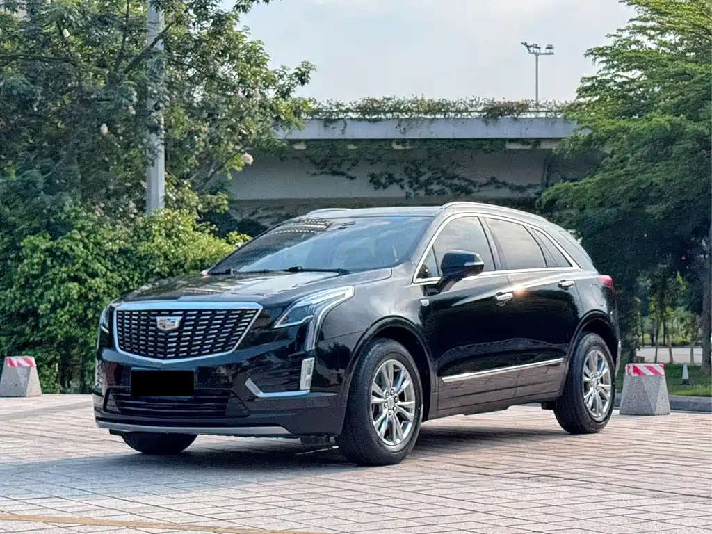 Купить Cadillac XT5