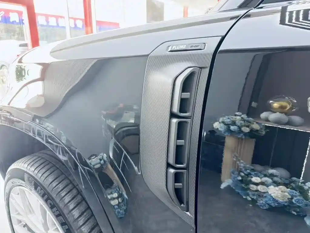 Land Rover Defender — миниатюра 5