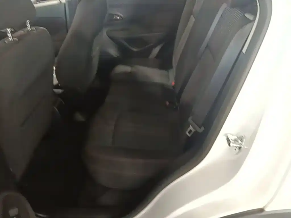 Buick Encore — миниатюра 17