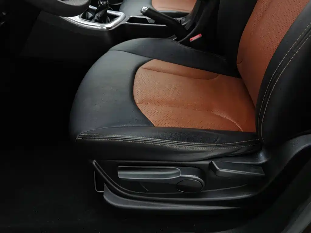 Baojun 560 — миниатюра 20