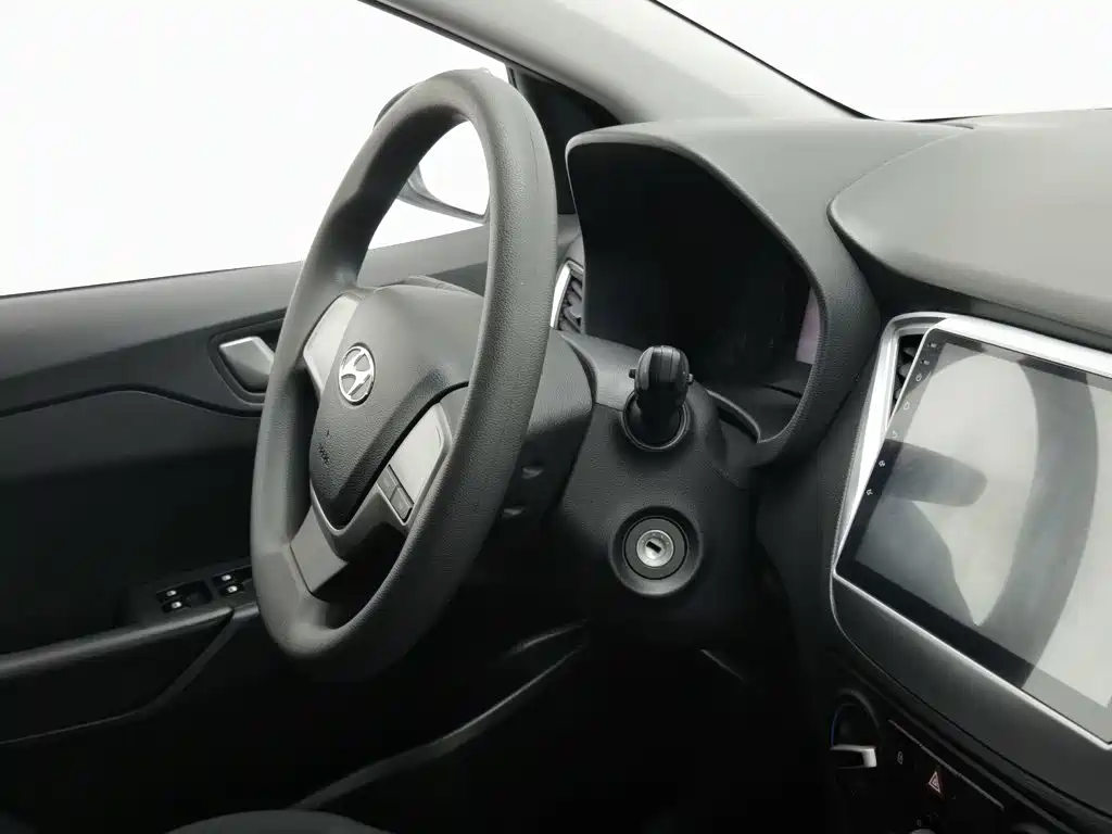 Hyundai Verna — миниатюра 22