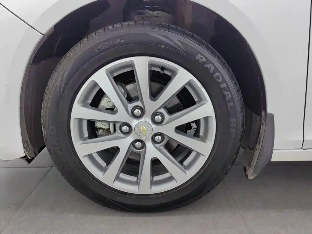 Chevrolet Malibu — миниатюра 17