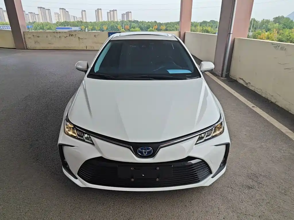 Toyota Corolla — миниатюра 3