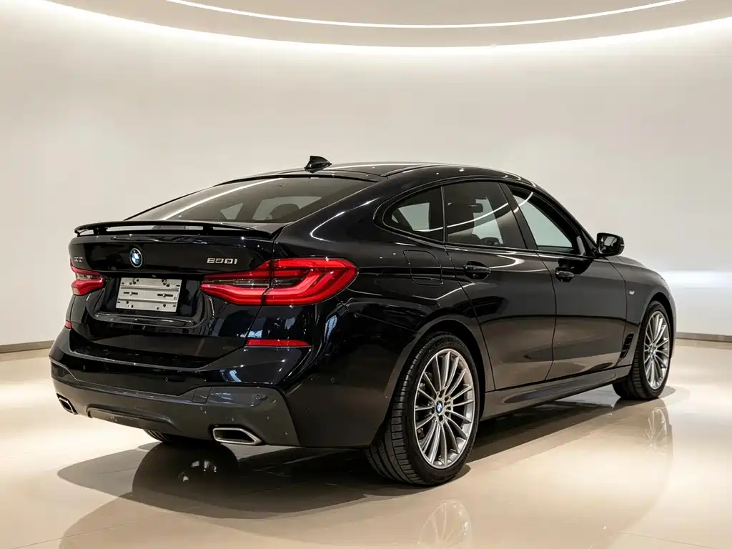 BMW 6 Series GT — миниатюра 6