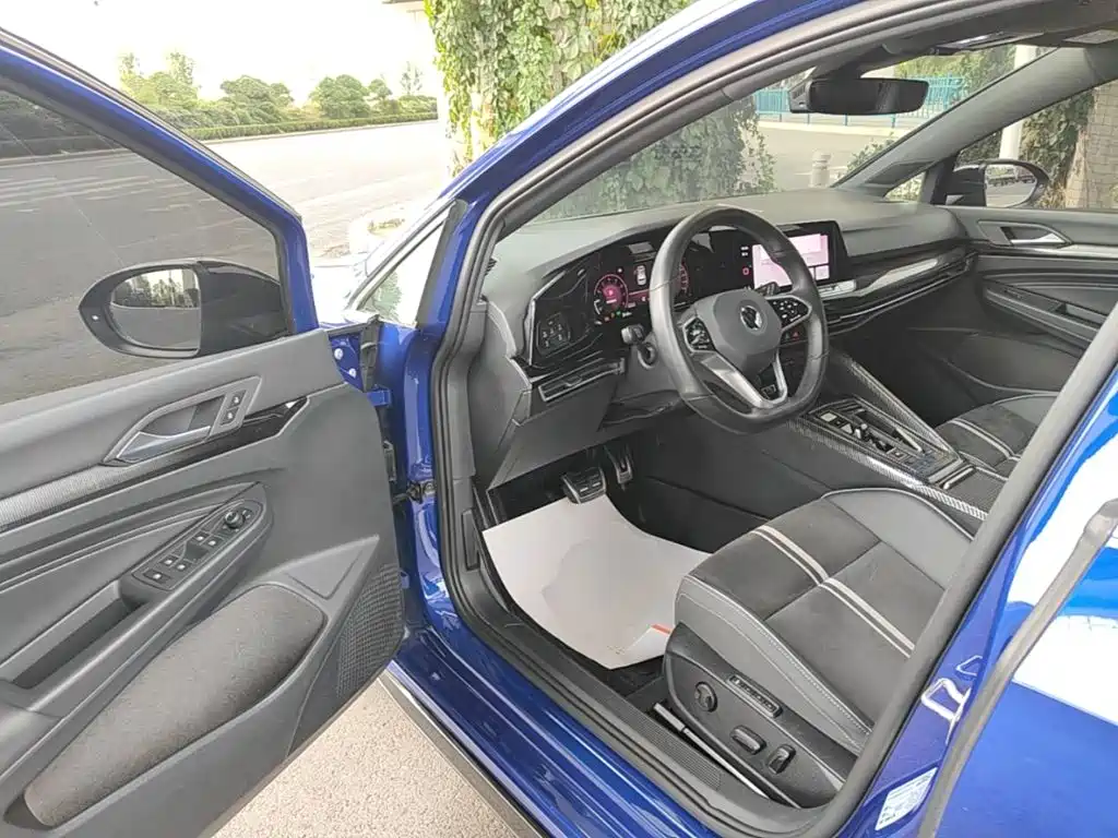 Volkswagen Golf — миниатюра 16
