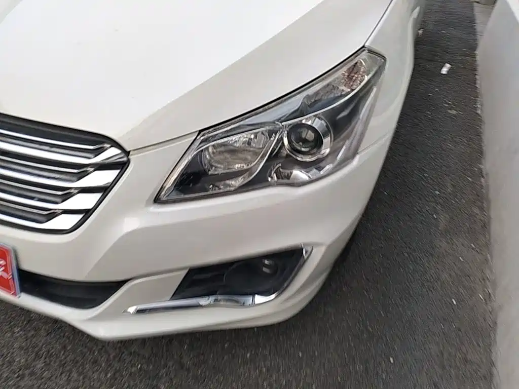 Suzuki Alivio — миниатюра 24