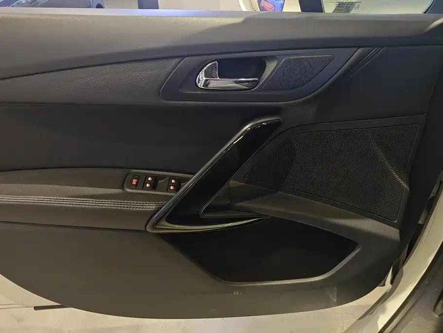 Peugeot 508 — миниатюра 7