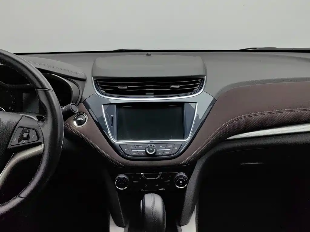 Chevrolet Malibu — миниатюра 12