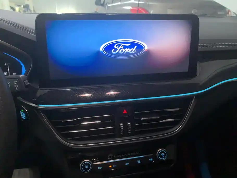 Ford Focus — миниатюра 13
