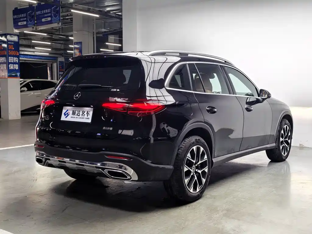 Mercedes-Benz GLC — миниатюра 12
