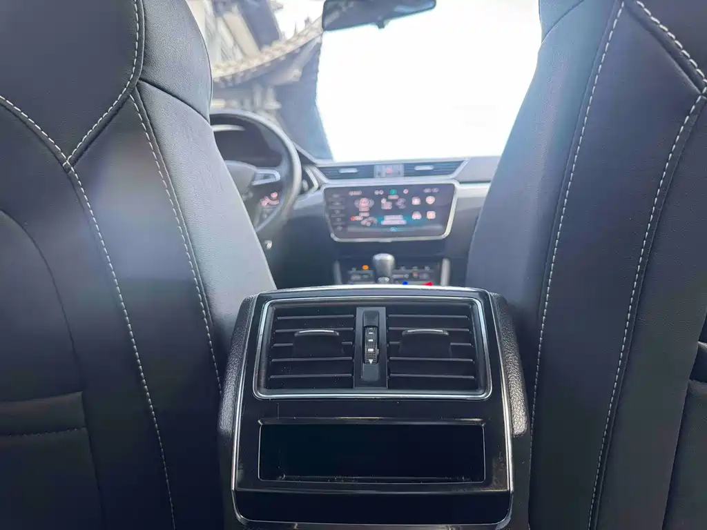 Skoda Superb — миниатюра 17