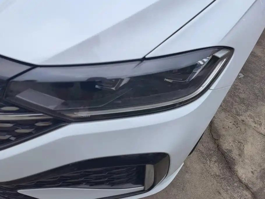 Volkswagen Lavida — миниатюра 5