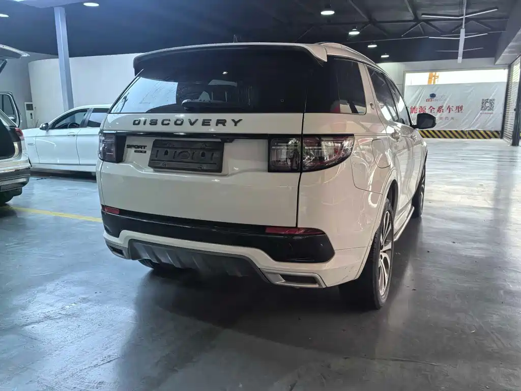 Land Rover Discovery Sport Hybrid — миниатюра 7