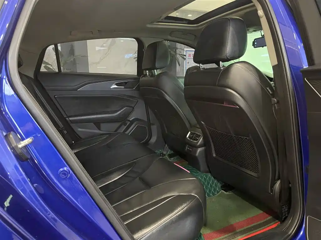 Hongqi Hongqi H5 — миниатюра 10