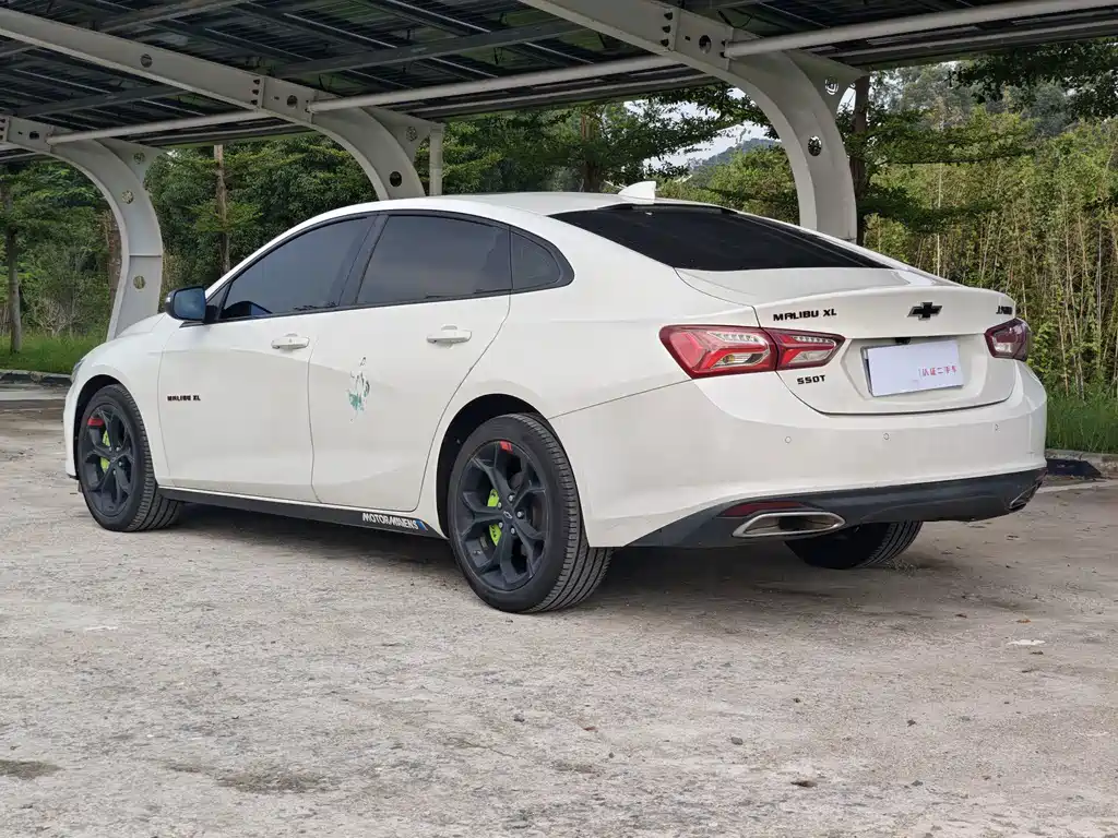 Chevrolet Malibu XL — миниатюра 7