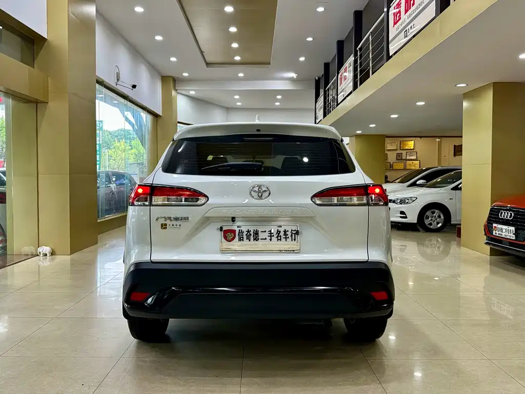 Toyota Frontlander — миниатюра 5