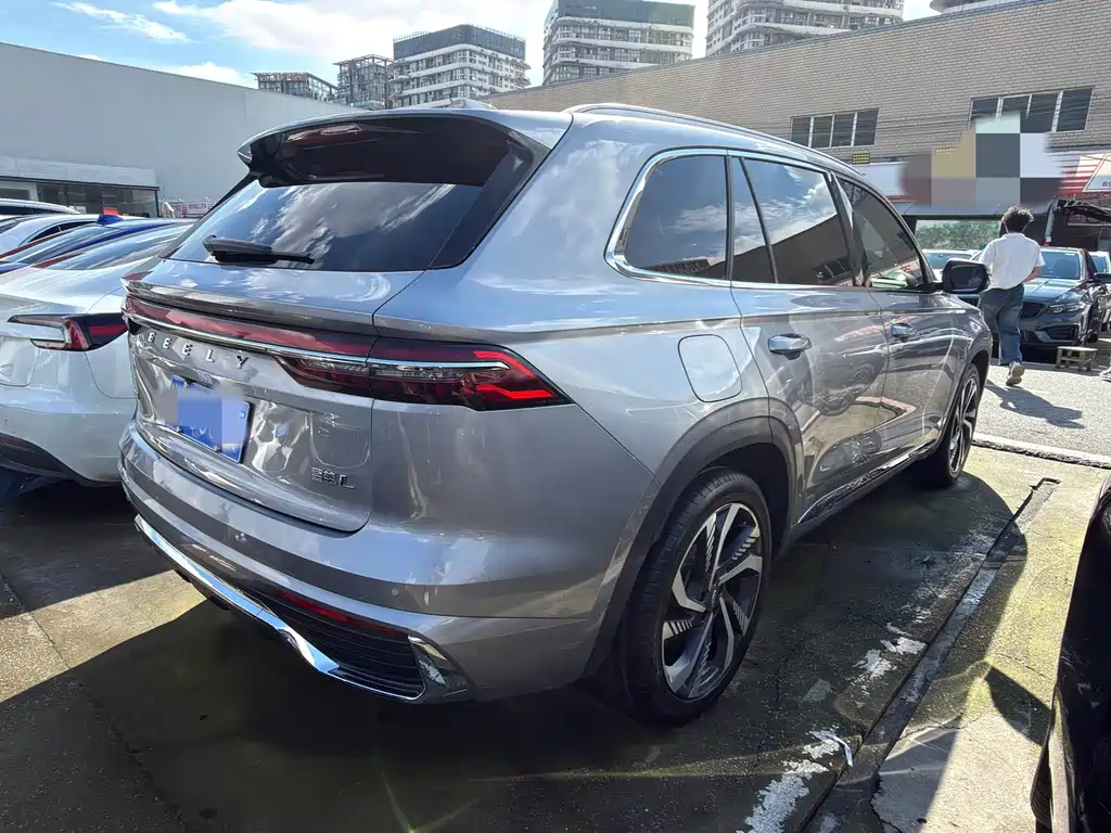 Geely Xingyue L — миниатюра 15