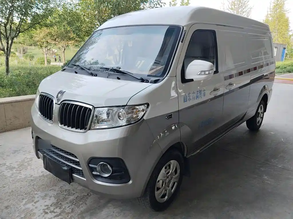 Jinbei Hiace X30L — миниатюра 2