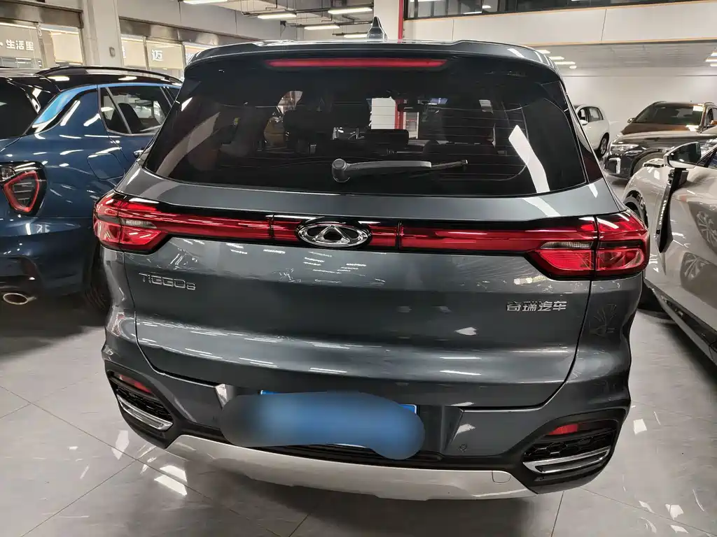 CHERY TIGGO 8