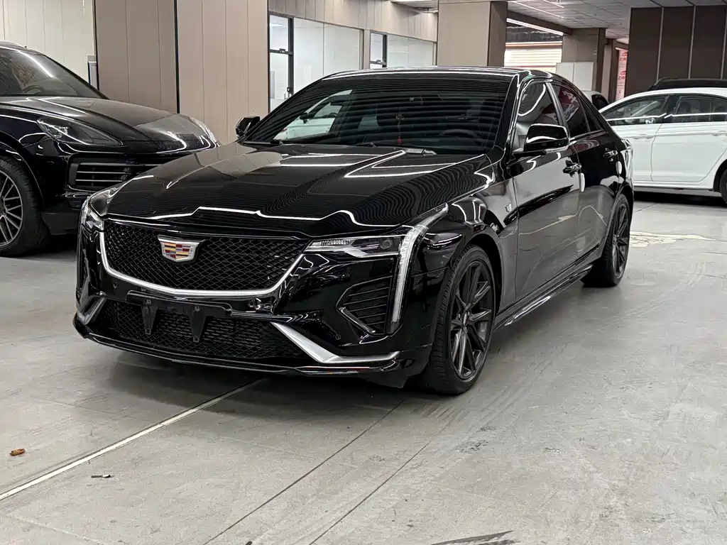 Купить Cadillac CT4