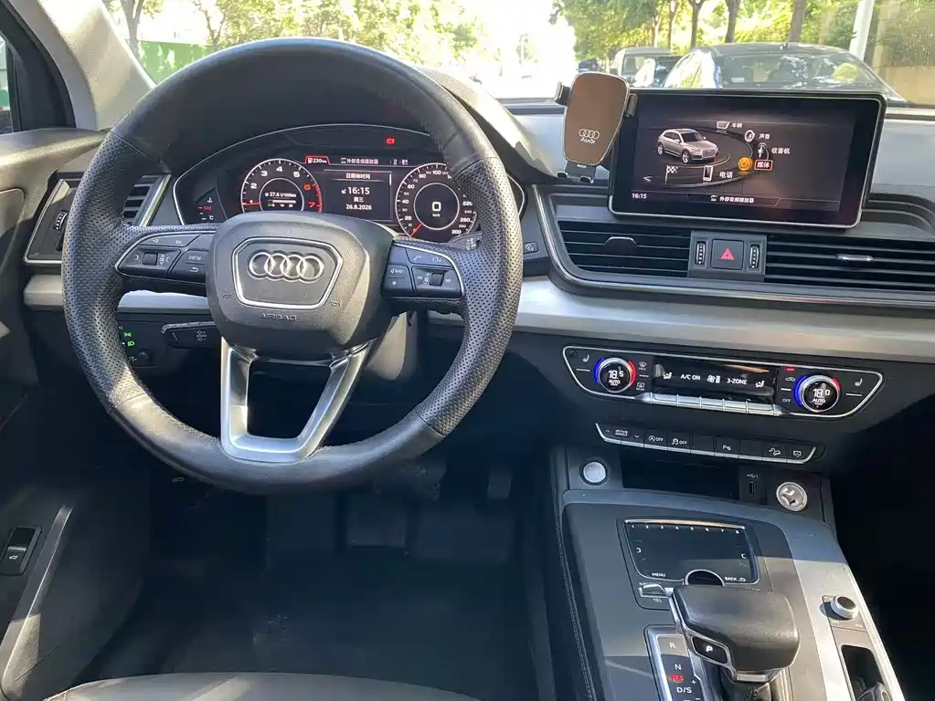 Audi Q5L — миниатюра 6