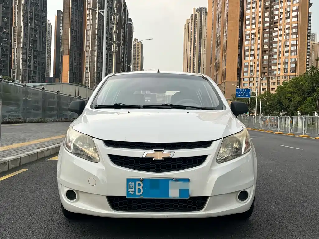 Chevrolet Sail — миниатюра 2