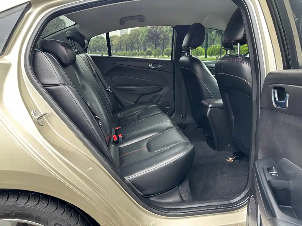 Chery Arrizo 5 — миниатюра 7
