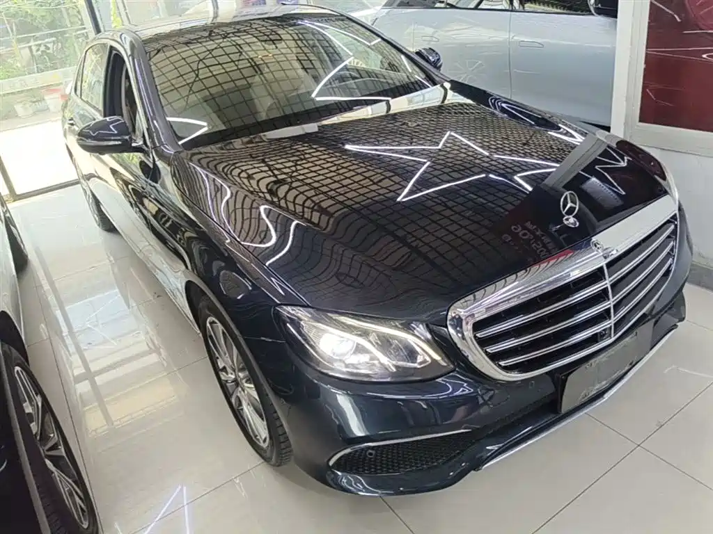 Mercedes-Benz E-Class E 2018 E 300 L Fashion