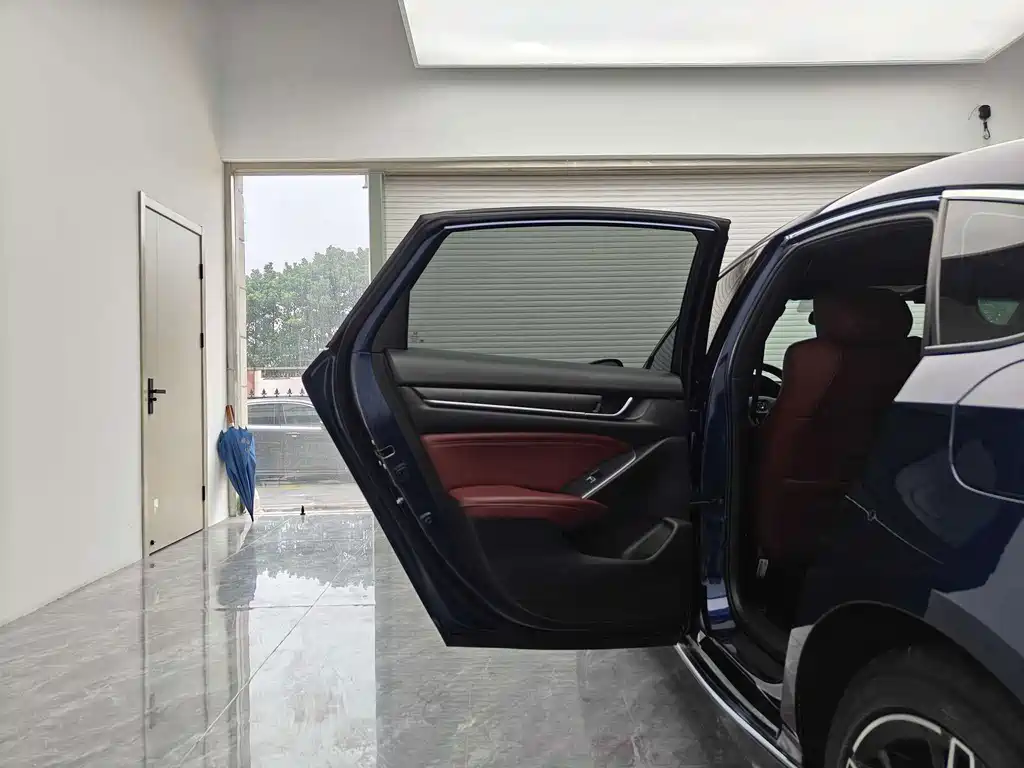 Honda Inspire — миниатюра 10