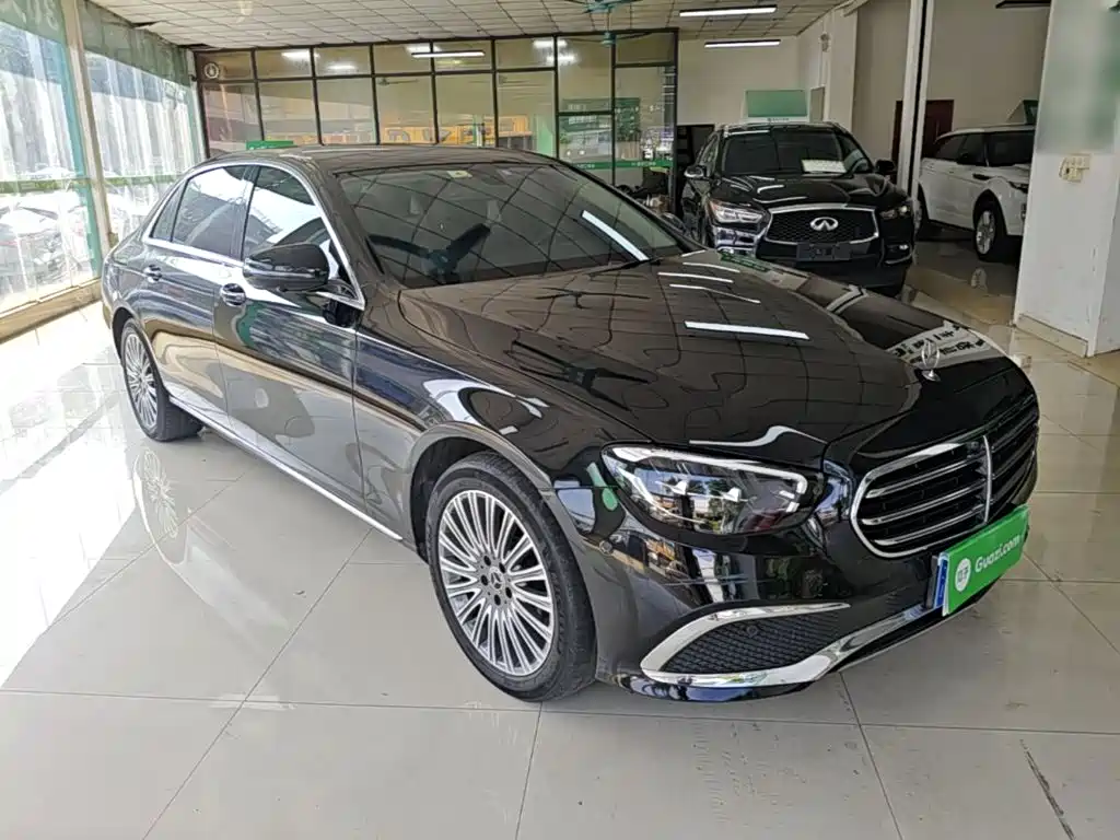 Mercedes-Benz E-Class — миниатюра 4