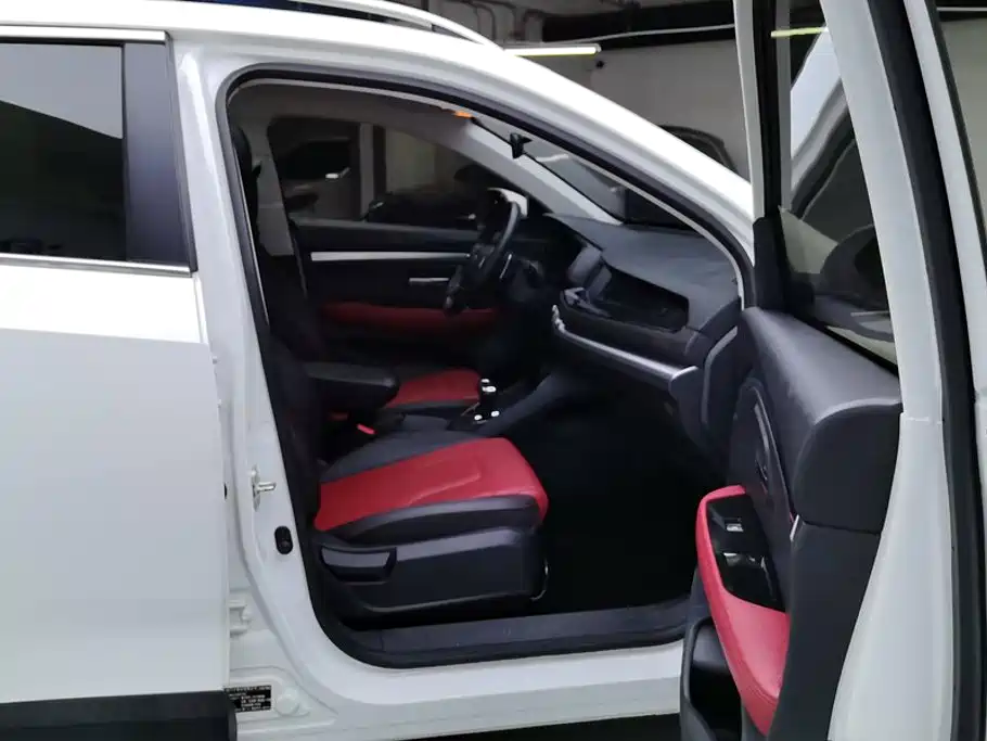 Haval H2s — миниатюра 8