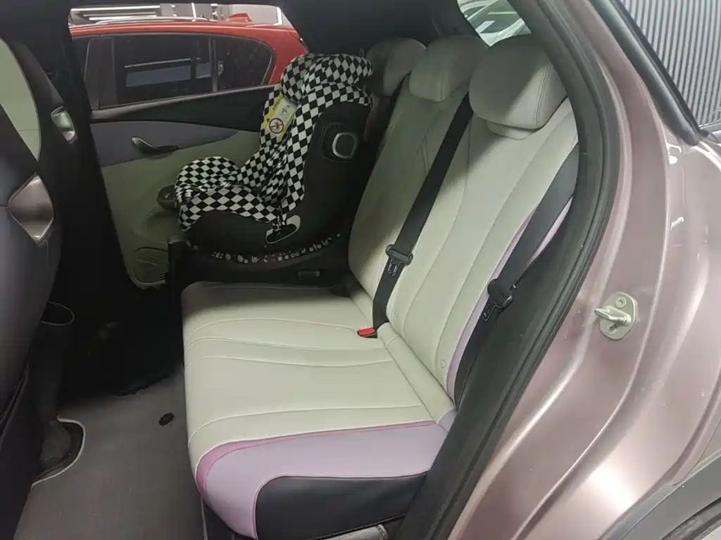 BYD Dolphin — миниатюра 17