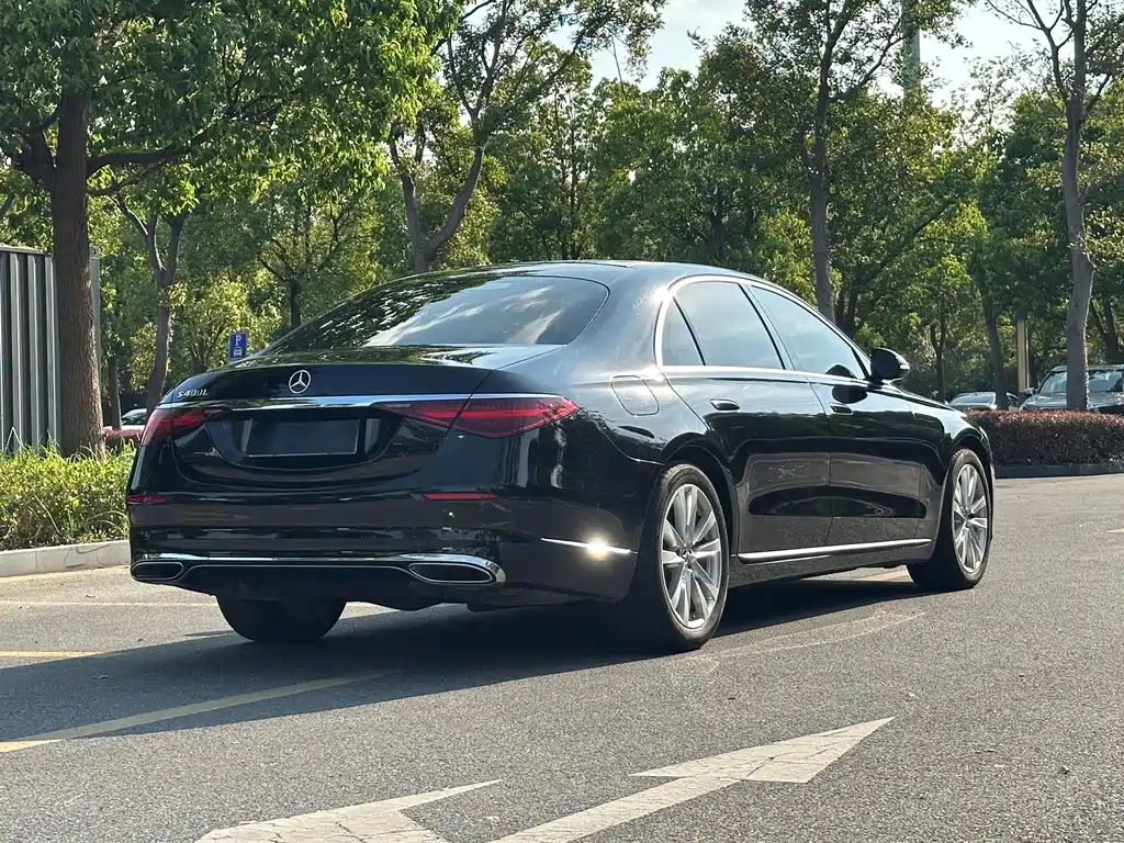 Mercedes-Benz S-Class — миниатюра 4