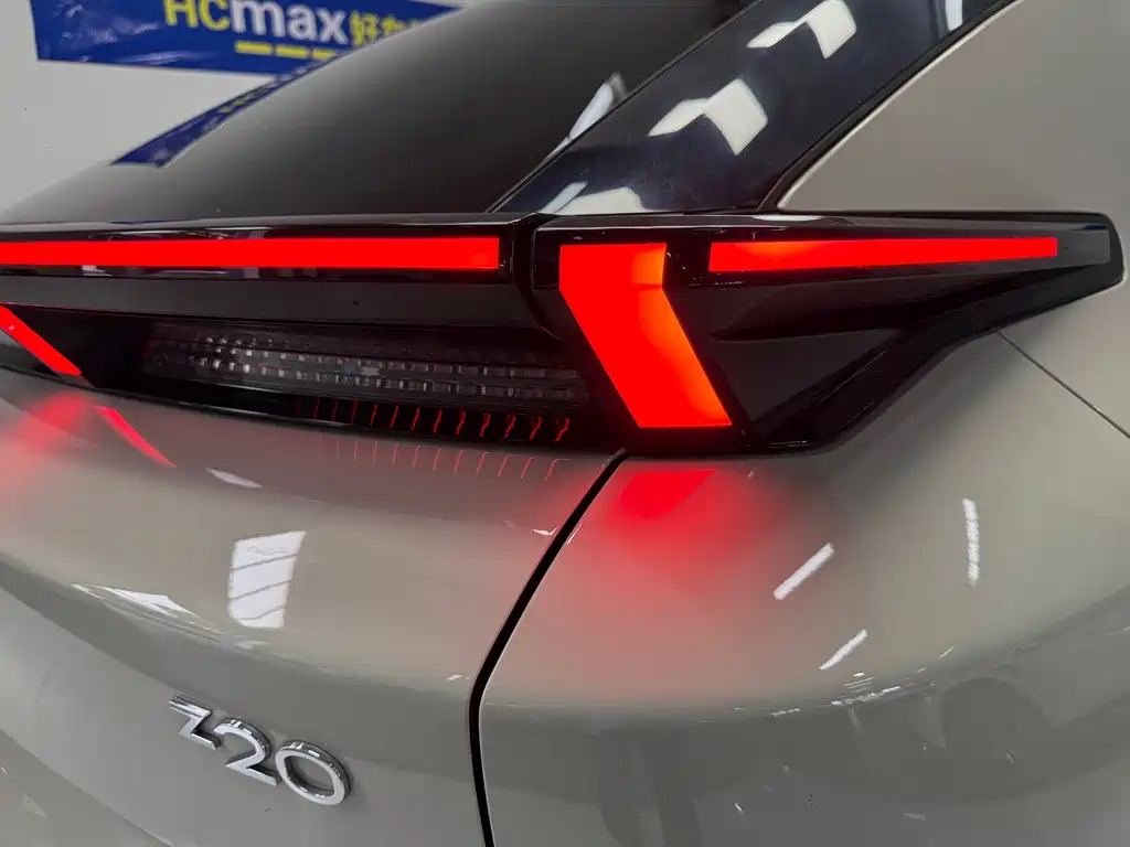 Lynk & Co Z20 — миниатюра 18