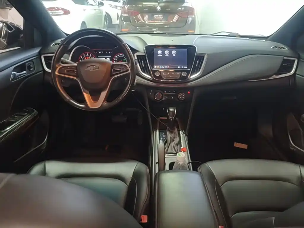 Chevrolet Monza — миниатюра 10