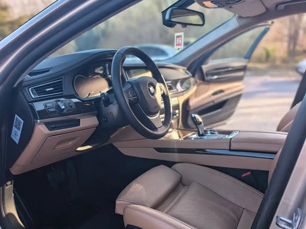 BMW 7 Series 7 2013 740Li Lead