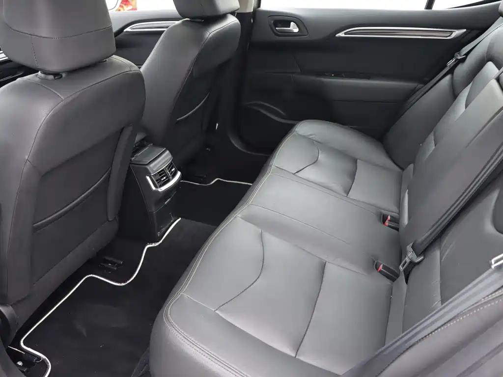 Citroen C4L — миниатюра 13