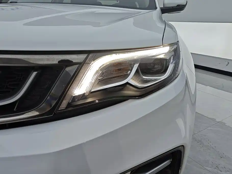 Geely Boyue — миниатюра 5