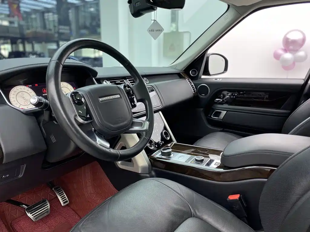 Land Rover Range Rover — миниатюра 28