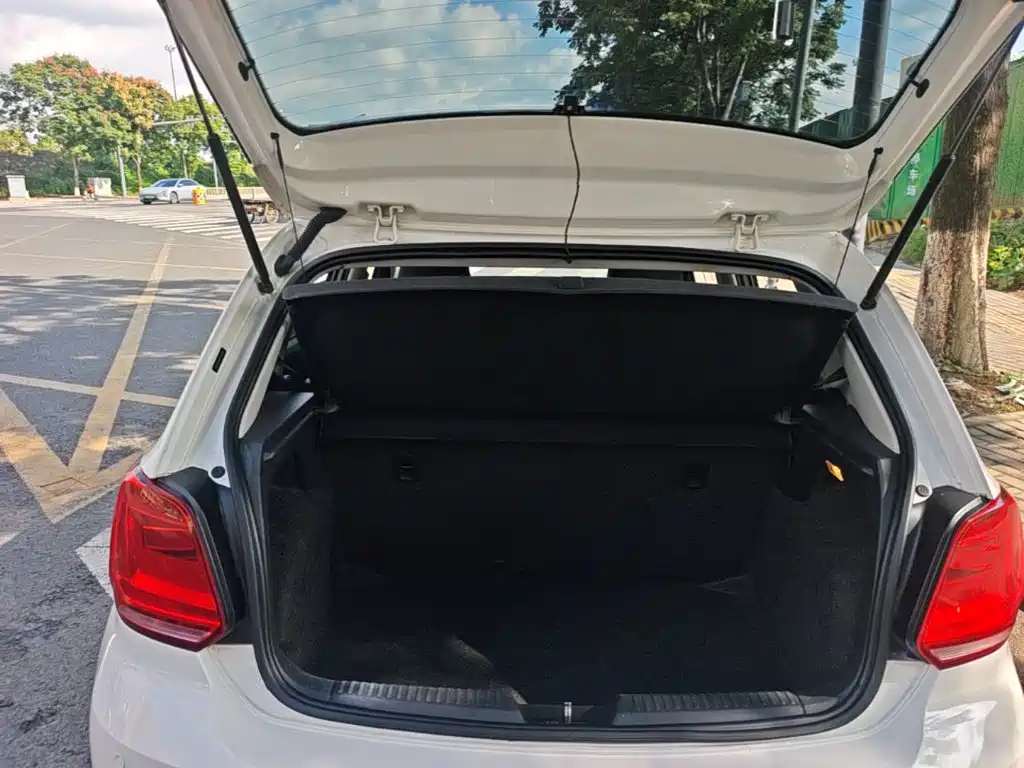 Volkswagen Polo — миниатюра 19