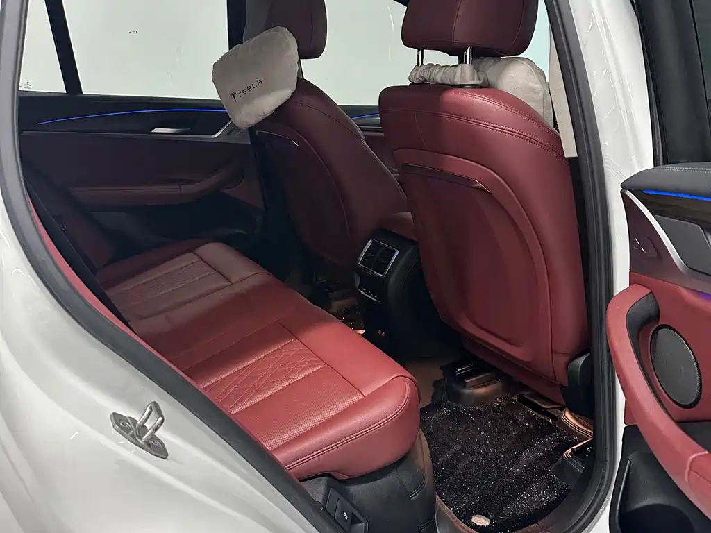 BMW X3 — миниатюра 8
