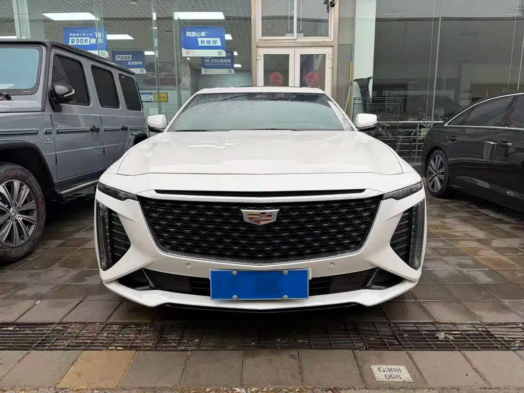 CADILLAC CT6