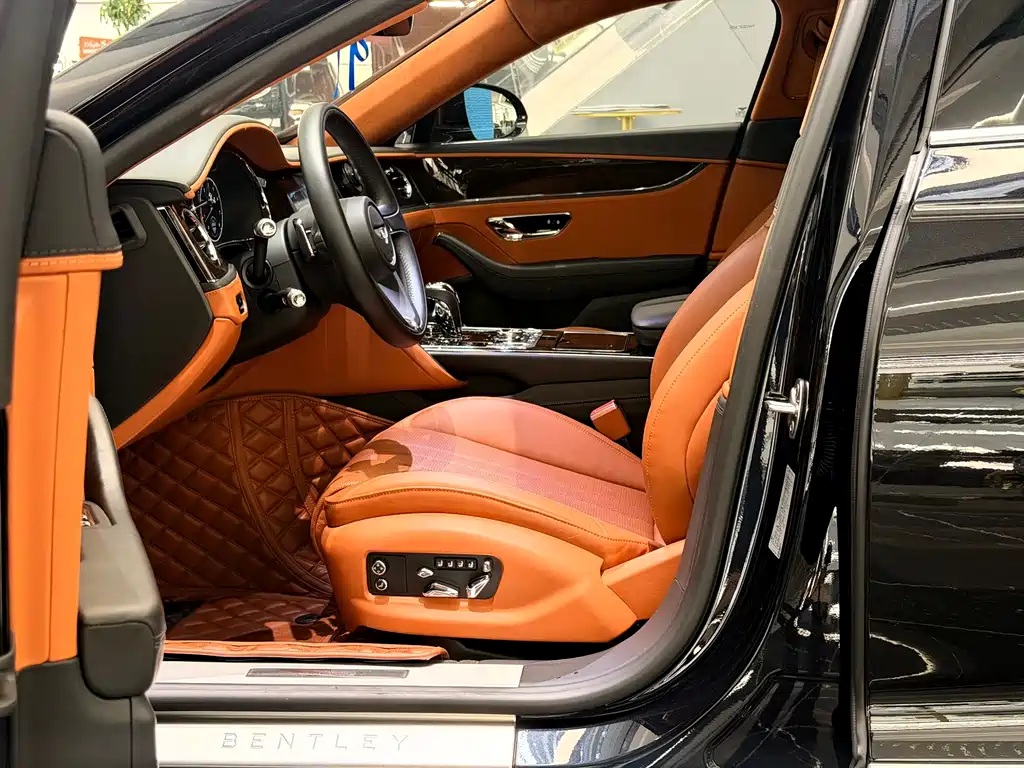 Bentley Flying Spur — миниатюра 10
