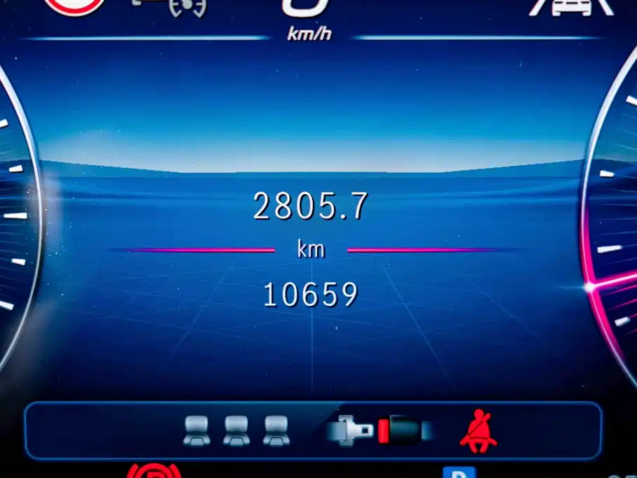 Mercedes-Benz GLC — миниатюра 10