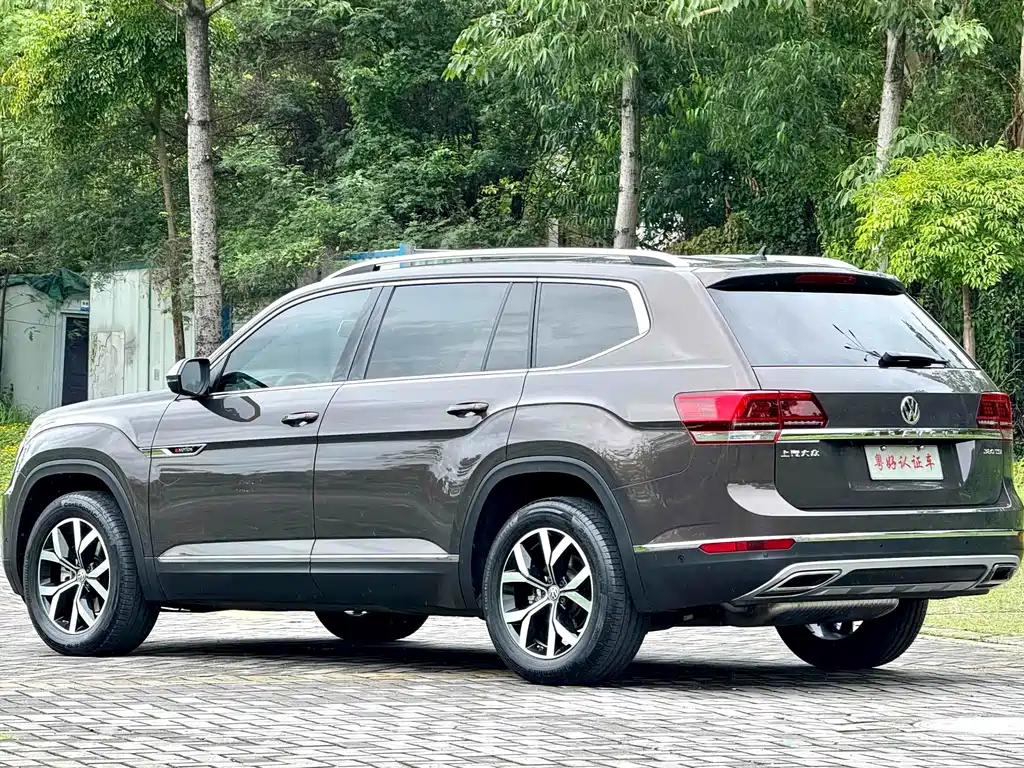 Volkswagen Teramont — миниатюра 5